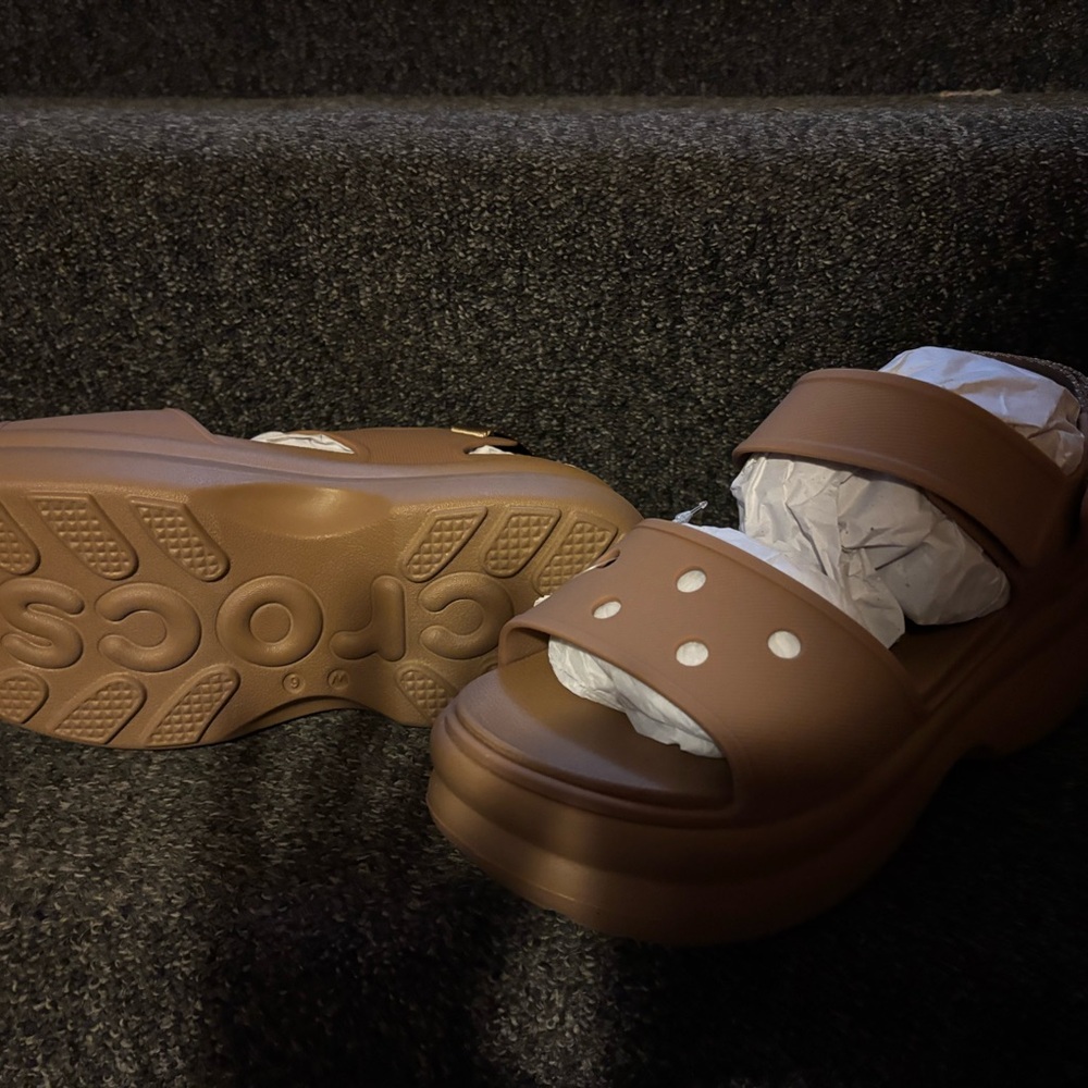 CROCS Women’s Sandals